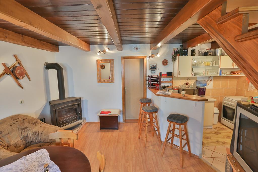 Holiday Home Trzan Josipdol Bagian luar foto