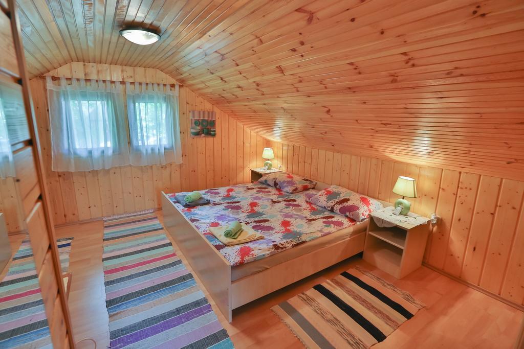 Holiday Home Trzan Josipdol Bagian luar foto