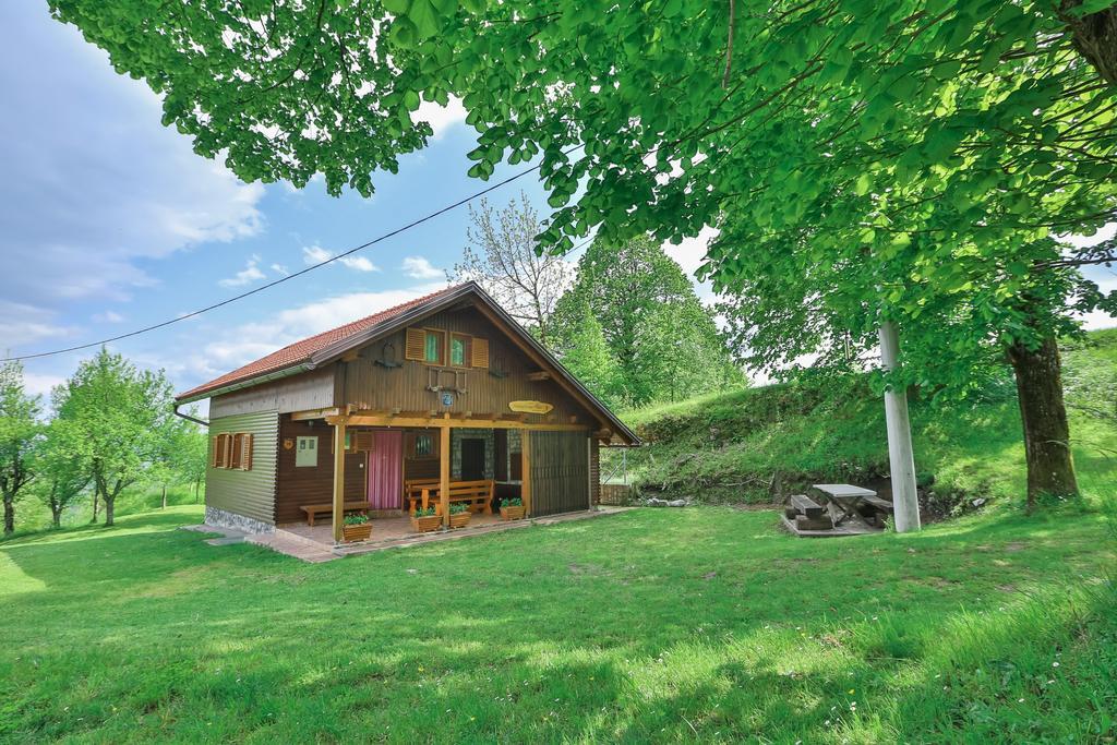 Holiday Home Trzan Josipdol Bagian luar foto