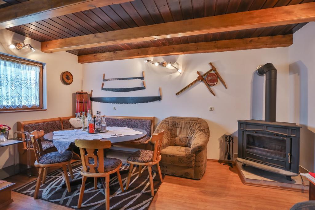 Holiday Home Trzan Josipdol Bagian luar foto